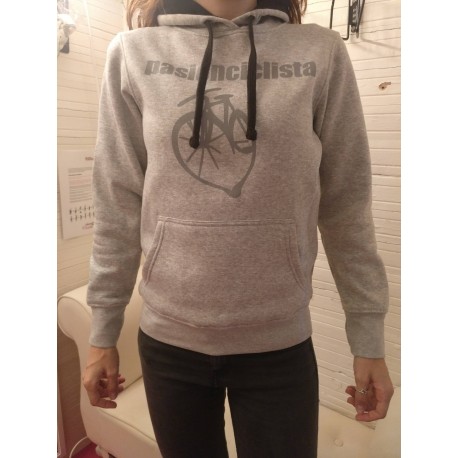 sudadera gris chica